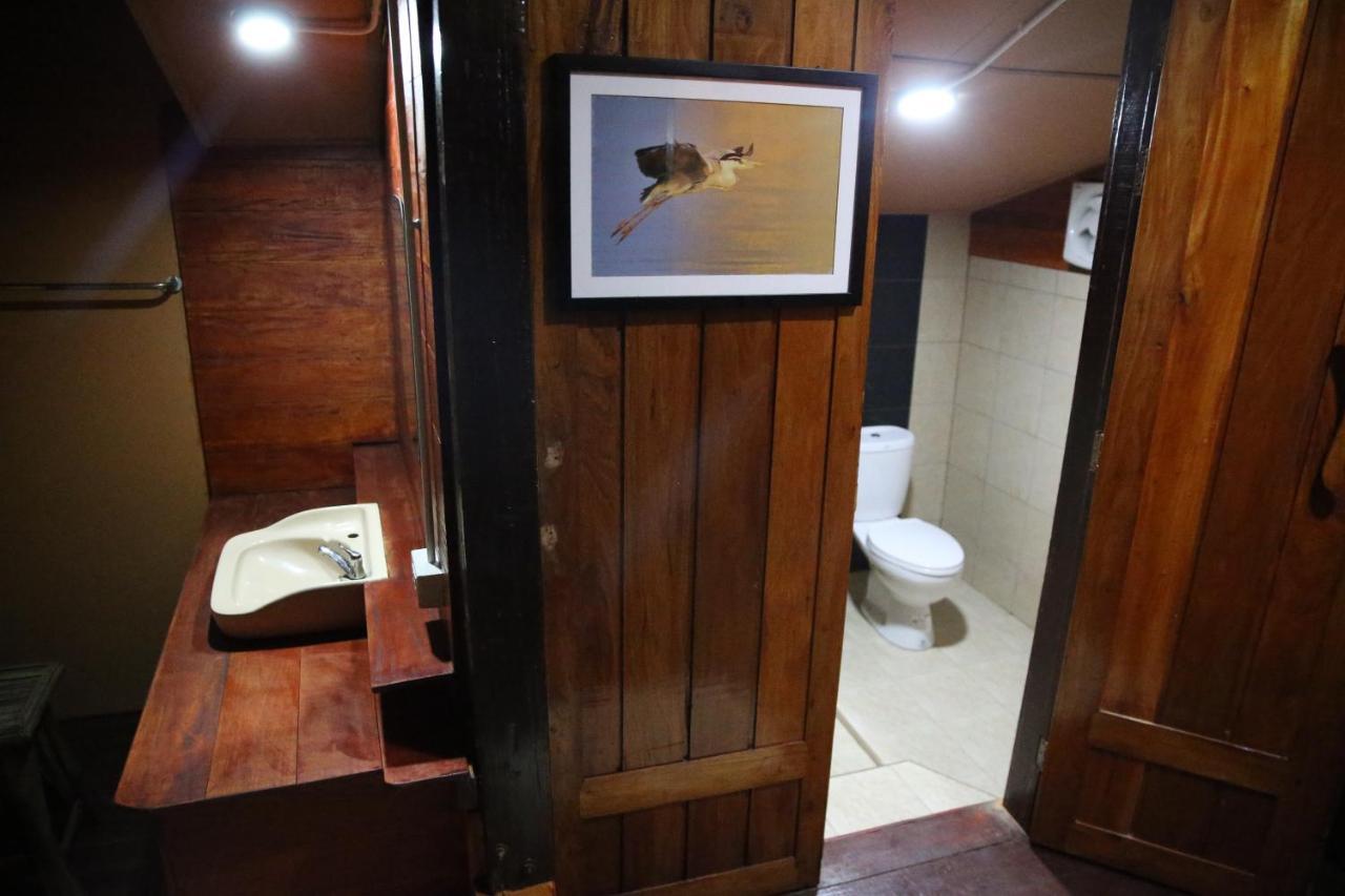 Wetlandcamp บ้านชายเล Phatthalung Exteriör bild